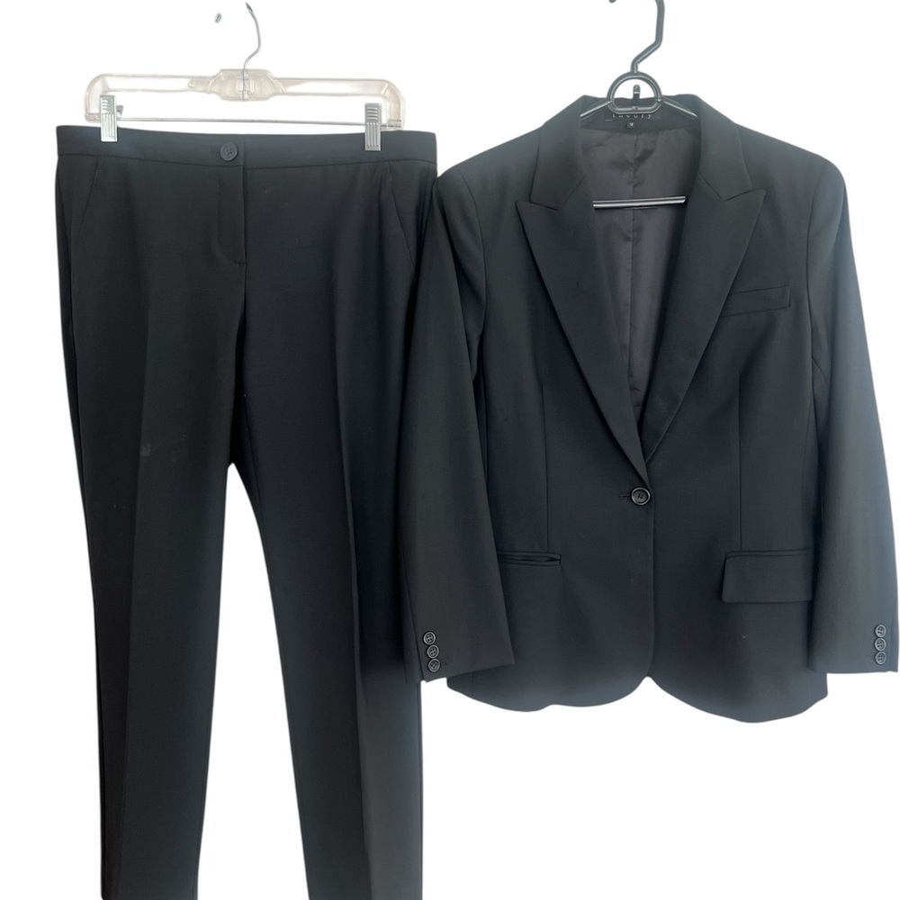 Theory Black Classic Business Suit
Never worn